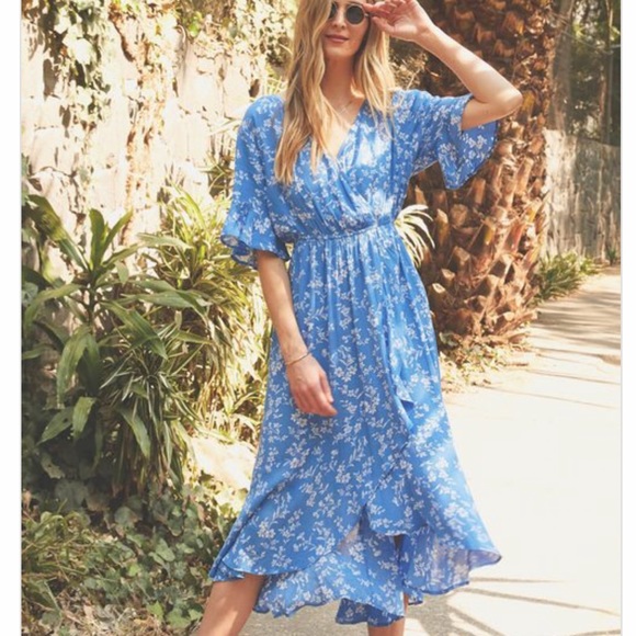 Dresses & Skirts - NEW Blue boho floral wrap hi low maxi dress 💙